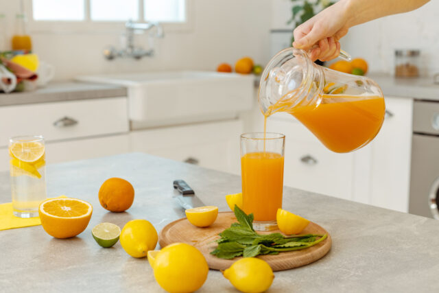補助金活用で国内柑橘栽培が大躍進！完熟ジュースでSDGsへの貢献、売り上げ3倍の成功事例